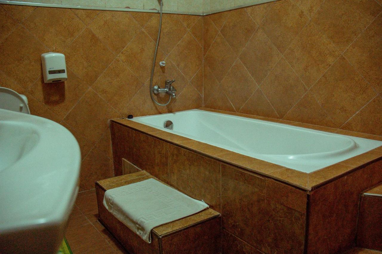 The Charity Hotel International Arusha Eksteriør billede